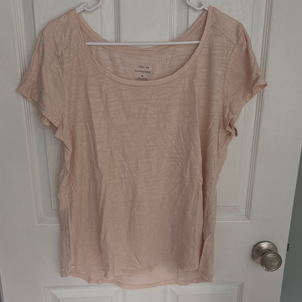 Banana Republic Light Pink Short Sleeve Tee